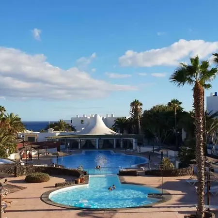 Casa Serafin Primera Linea 40b Costa Teguise